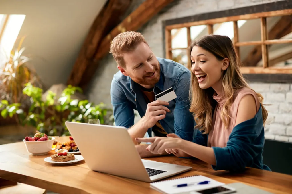PayPal umožňuje založení účtu i bez propojení s bankovním účtem nebo platební kartou. Pro většinu dalších transakcí však je platební metoda třeba.